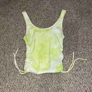 hollister slightly cropped green tye dye tank